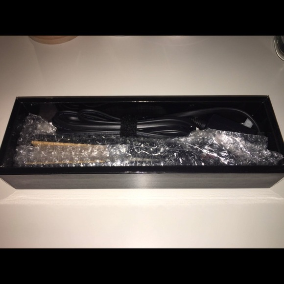 Brand new chi hairstyling iron - Picture 4 of 6